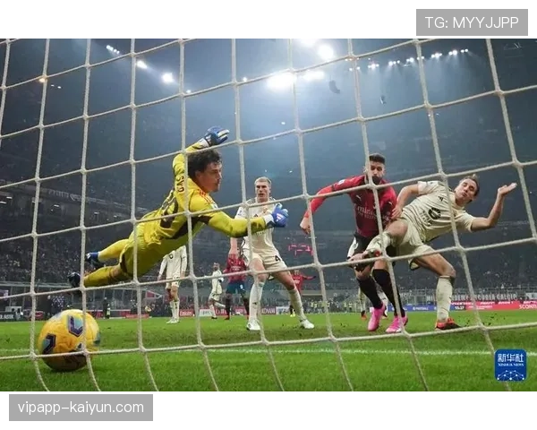 意甲：AC米兰1-0小胜罗马，吉鲁点射制胜