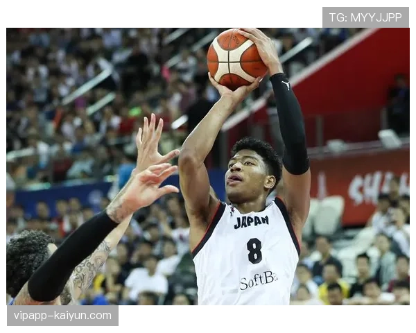 洛杉矶火花三分雨射落明尼苏达山猫,全场命中22记远投 洛杉矶火花三分雨射落明尼苏达山猫,全场命中22记远投